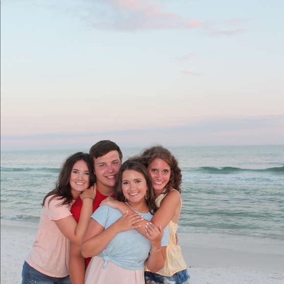 Meet your Posher, Reagan - Picture 1 of 1